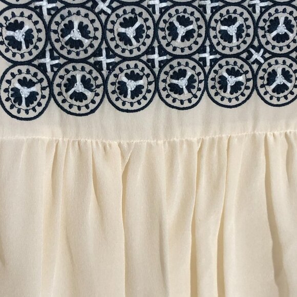 Max Mara Weekend silk and viscose cream tunic top - Picture 6 of 9